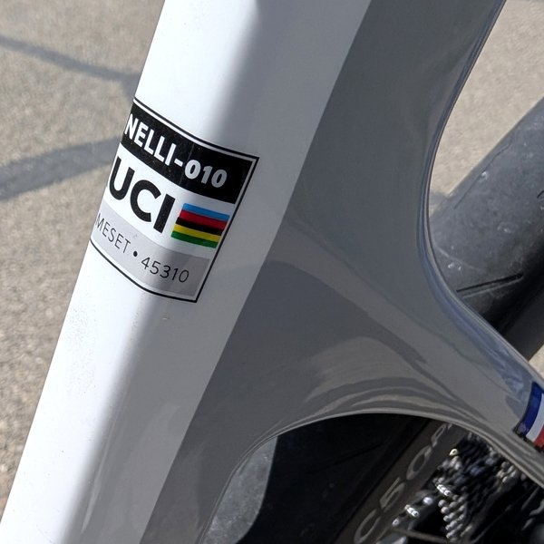 Test du Cinelli Pressure II : polyvalent sous conditions