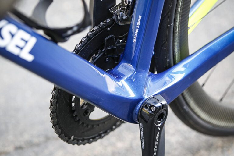 Test du VAN RYSEL ULTRA RCR CF Ultegra Di2 3bikes.fr