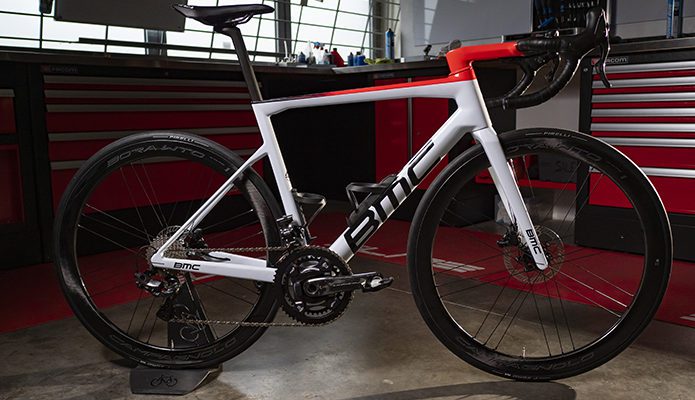 Le nouveau BMC Teammachine SLR01 de l quipe AG2R CITRO N TEAM