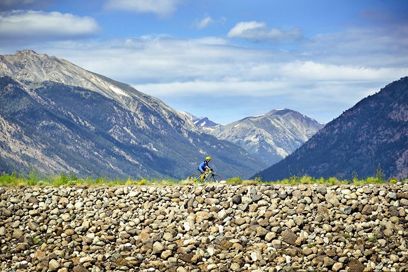 GARMIN  AUTONOMIE RECORD POUR LA NOUVELLE MONTRE GPS GARMIN® ENDURO™