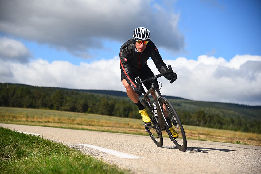 Eerste test van de nieuwe Michelin Power Road-banden