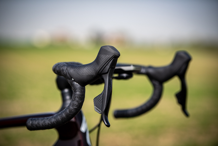 Test du nouveau groupe Sram Rival eTap AXS