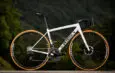 Julian Alaphilippe on a Specialized Aethos