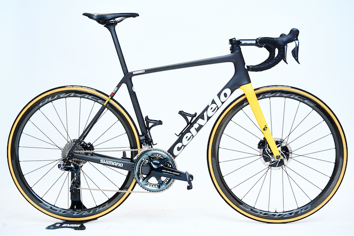 De Cervélo S5, R5, P5 en Caledonia van de ploeg Jumbo-Visma voor 2022