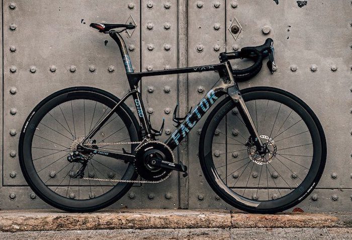 Pro-uitrusting: fietsen en truien voor de World Tour-teams van 2022