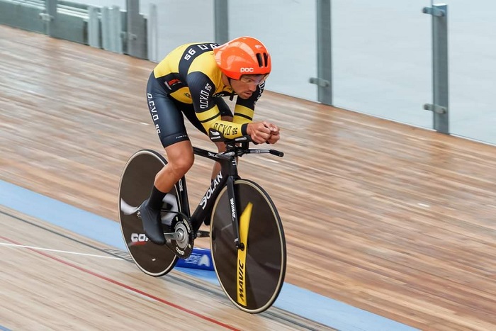 Vincent Martins brak het wereldrecord op de 100 km op de baan