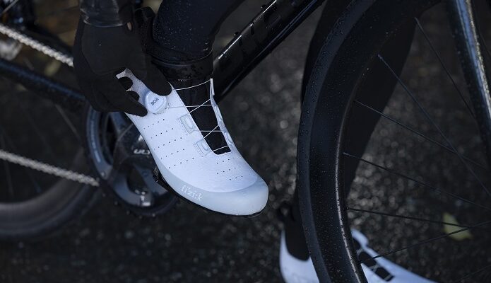 Fizik présente un nouveau modèle de chaussures dédié à l'hiver : l'Artica Gore-Tex