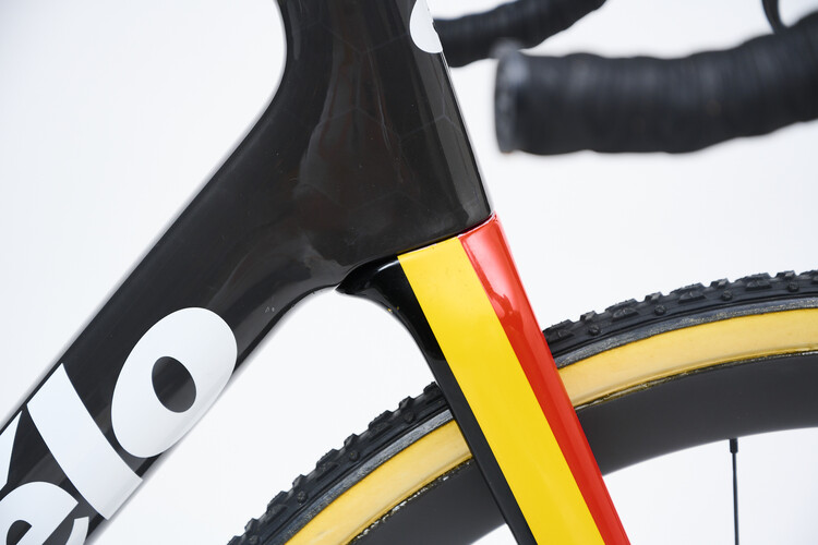 De nieuwe veldritfiets van Wout van Aert