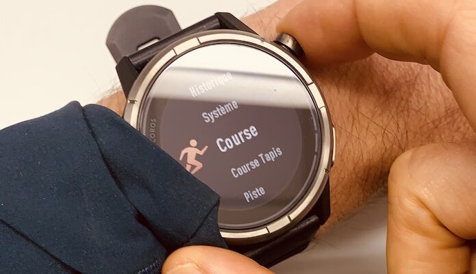 Test exclusif de la nouvelle montre GPS900 by COROS de Decathlon -   votre magazine vélo et triathlon