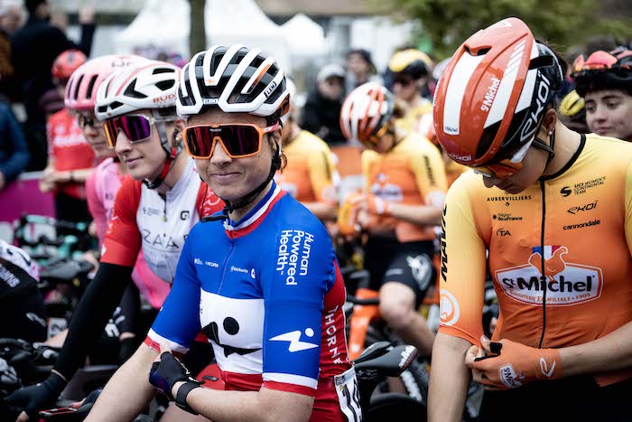 Audrey Cordon-Ragot heeft nieuwe kleuren uitgebracht voor dames in Parijs-Roubaix
