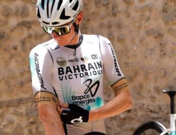 Un nouveau maillot à l’occasion du Tour de France pour l’équipe Barhain Victorious
