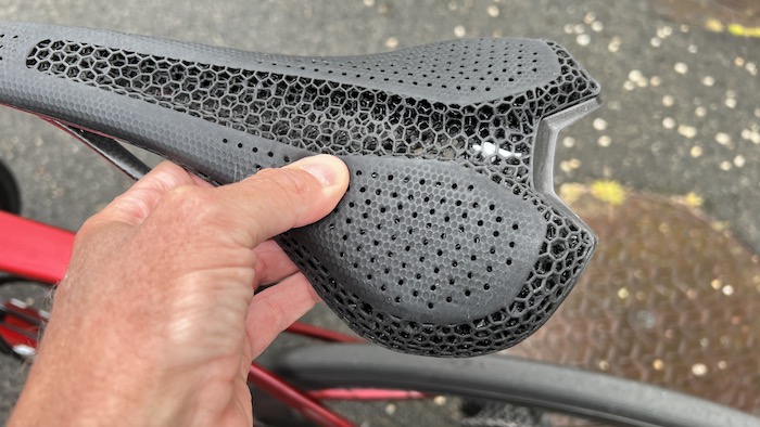Test van het Specialized S-Works Romin Evo zadel met spiegel