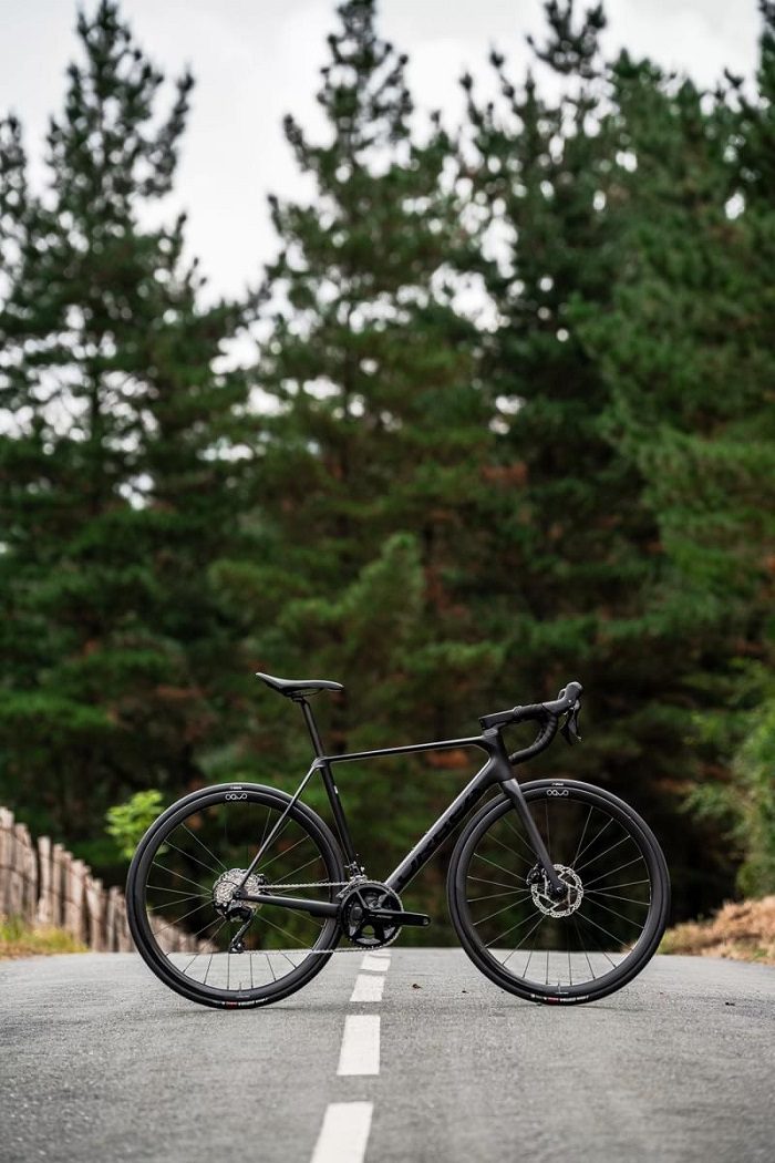 Orbea présente deux modèles Orca avec le groupe Shimano 105