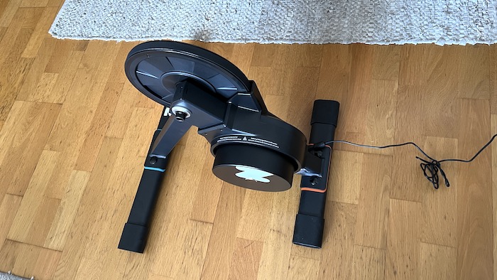 Test van de Zwift Hub One hometrainer, compatibel met (bijna) alle fietsen