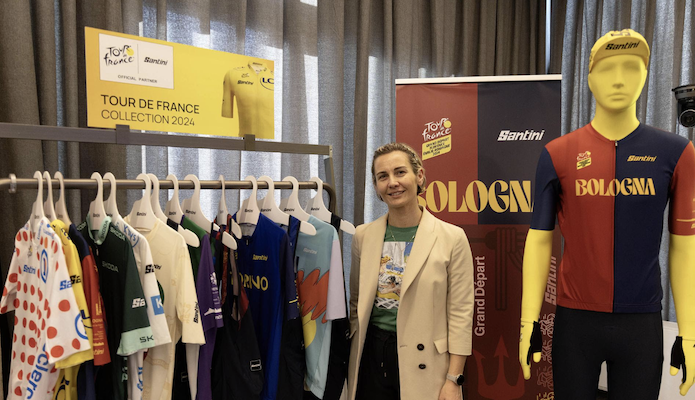 Santini dévoile la tenue dédiée à la deuxième étape du Tour de France 2024 à Bologne