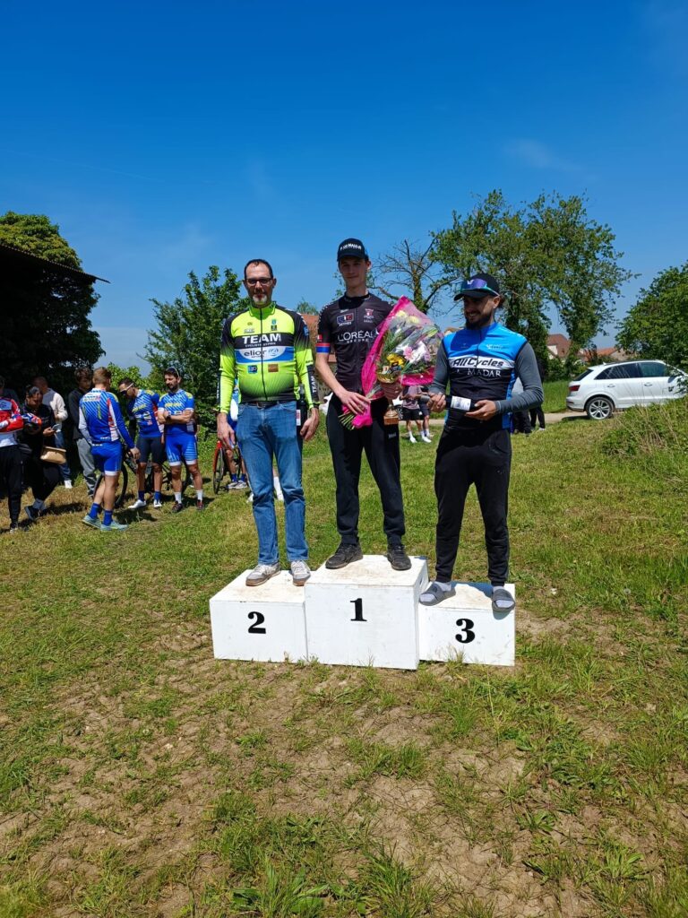 Meunier Vater und Sohn: ein Familiensieg in der Welt des Radsports
