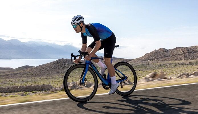 Pinarello lance sa dernière version de son iconique cadre, le Dogma F