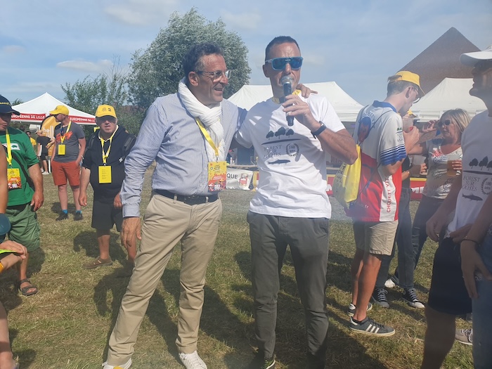 Guénaël Gillet, une voix qui résonne sur les routes de France