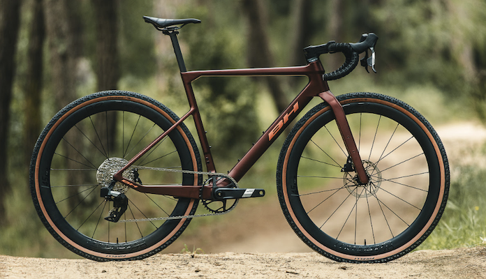 Nouveau BH GravelX R, avec un R de Racing pour voler sur tous types de terrains