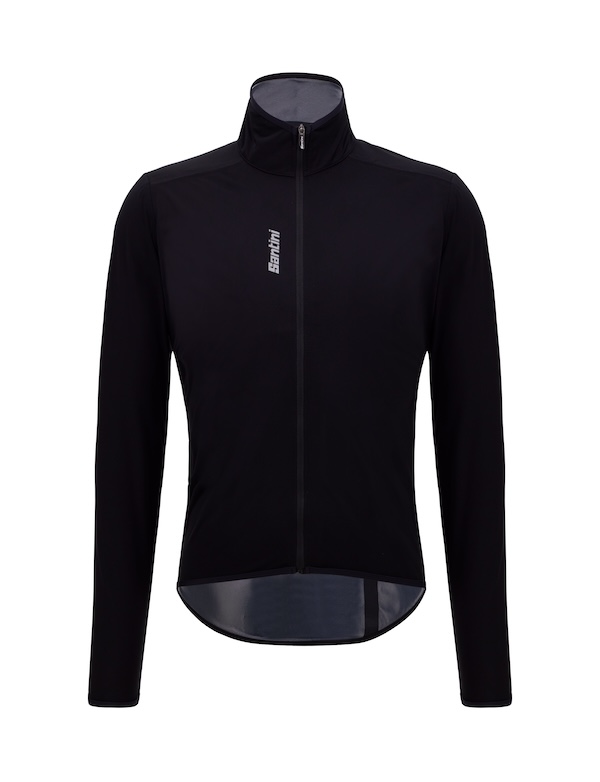 Test van de waterdichte jas Magic by Santini: innovatie, ecologische verantwoordelijkheid en ultiem comfort voor fietsers