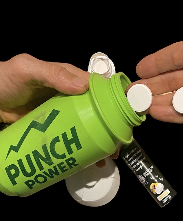 Test van ElectroBoost van Punch Power: de bruisende Superboost voor sporters!