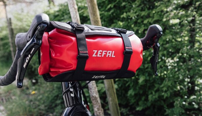 Nouvelle sacoche de guidon Zéfal : la Z Adventure F5 Nouvelle sacoche de guidon Zéfal : la Z Adventure F5
