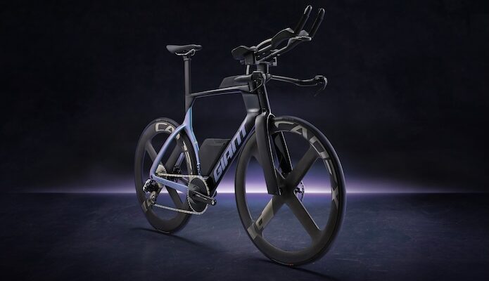 Giant et Liv présentent leur nouveau vélo triathlon et CLM : les Trinity Advanced SL et Avow Advanced SL