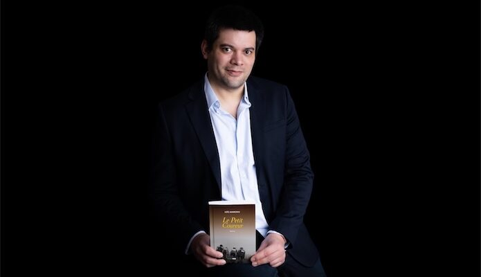 « Le Petit Coureur » : Loïc Manceau raconte le cyclisme comme vous ne l’avez jamais lu…