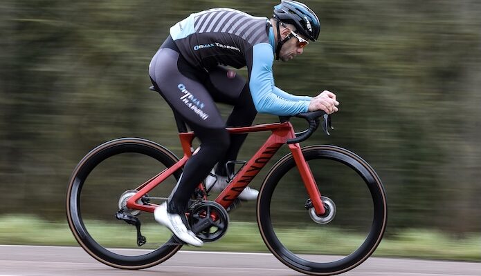 Test du nouveau Canyon Aeroad CF SLX 8 Test du nouveau Canyon Aeroad CF SLX 8