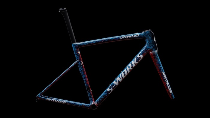 Specialized biedt zijn 2025 Team Replica-frames te koop aan