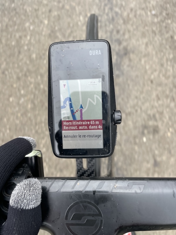 Test lange levensduur van de Coros Dura fietscomputer/GPS