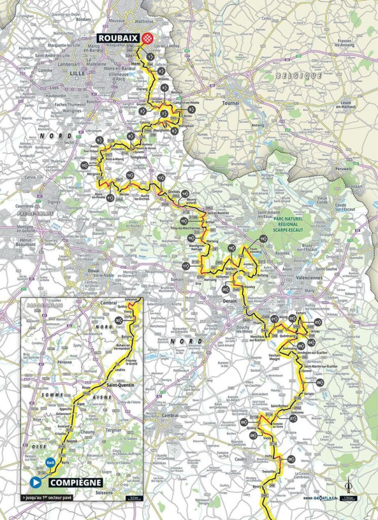 File:Roubaix - Paris-Roubaix, 12 avril 2015, arrivée (A02).JPG - Wikimedia Commo