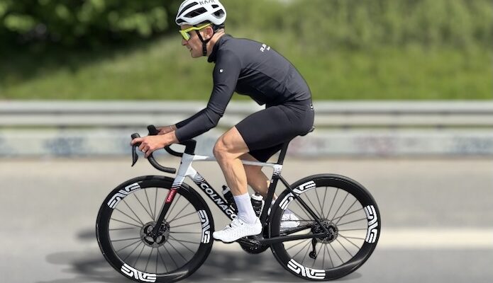 Premier essai exclusif du nouveau Colnago V5Rs