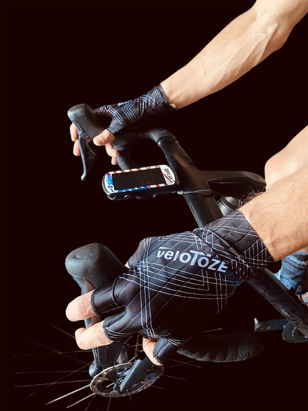 veloToze: the secret weapon for facing the elements