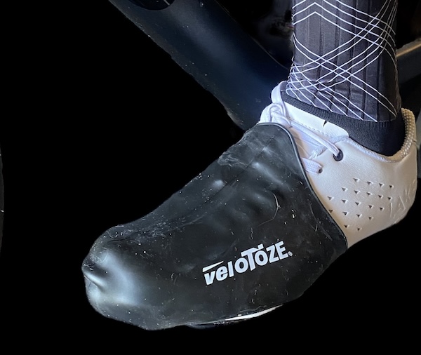 veloToze: the secret weapon for facing the elements
