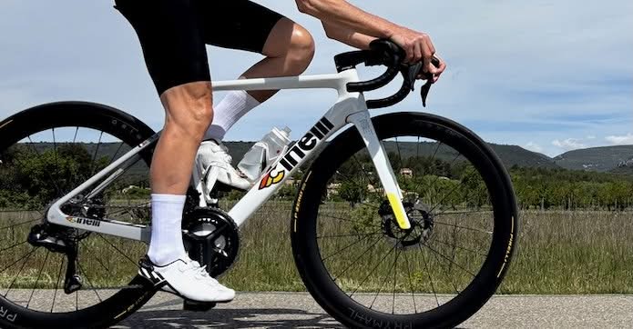 Test du Cinelli Pressure II : polyvalent sous conditions Test du Cinelli Pressure II : polyvalent sous conditions