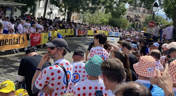 Montmartre a pois: il colpo da maestro di E.Leclerc nell'ultima tappa del Tour de France