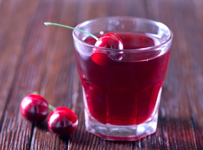 Tour de France 2025: il succo di ciliegia, bevanda di tendenza o effetto placebo?
