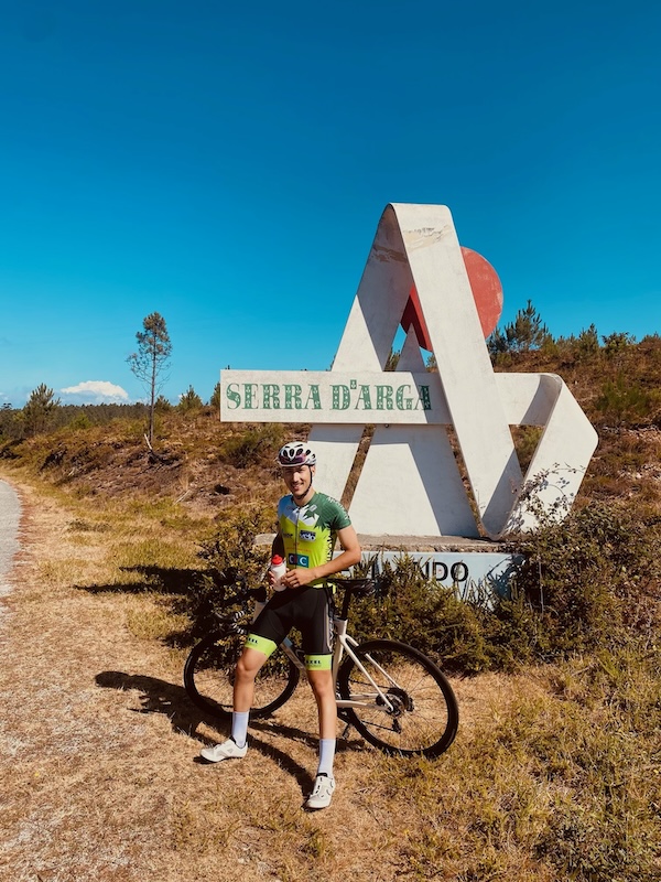 Le Portugal à vélo, vu par Hugo Gomes : entre racines, paysages et passion cycliste