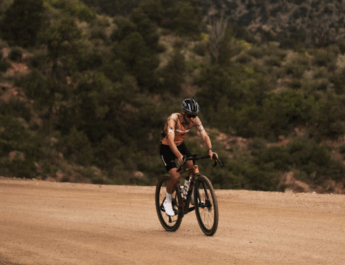 Trek accompagne Kilian Jornet dans son projet States of Elevation