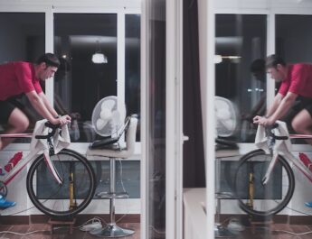 5 sessions of 45 minutes to do at home when it's pouring rain