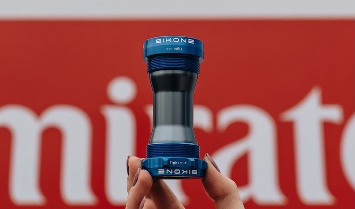 BIKONE lance le BSA Road Ceramic Aero UAE : un boîtier de pédalier ultra-performant pour 2026