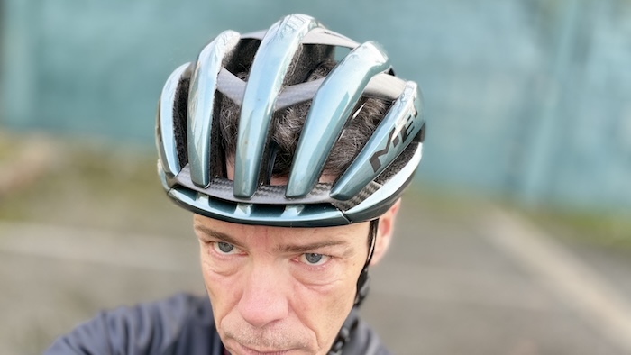 MET Trenta 3K Carbon