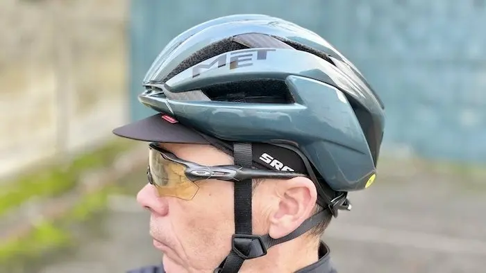 MET Trenta 3K Carbon