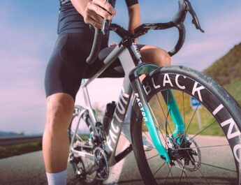 Factor dévoile le ONE : son vélo de route le plus rapide jamais conçu