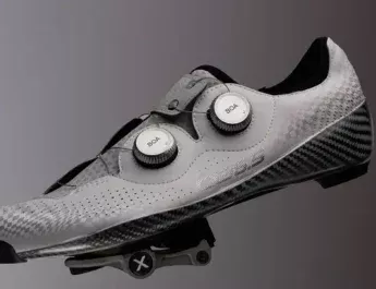 Q36.5 présente un nouveau système chaussure – pédale