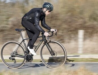 Test du nouveau Cervélo R5 : le grimpeur polyvalent