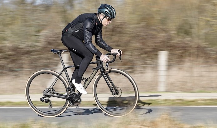 Test du nouveau Cervélo R5 : le grimpeur polyvalent