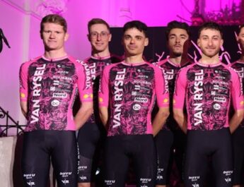 Van Rysel Roubaix présente son nouveau maillot pour 2026