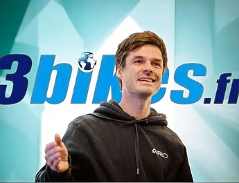 Raphaël Dalle : l’homme qui fait parler les chaussures